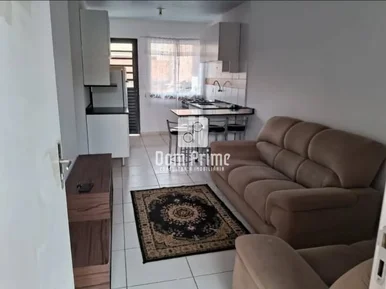 Casa Com 2 Quartos No Contorno