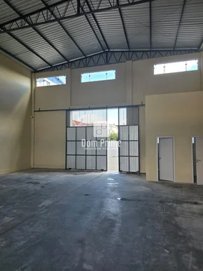 Barracão Com 240m² Para Locação No Bairro Boa Vista