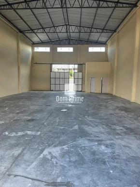 Barracão Com 240m² Para Locação No Bairro Boa Vista