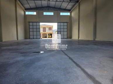 Barracão Com 240m² Para Locação No Bairro Boa Vista