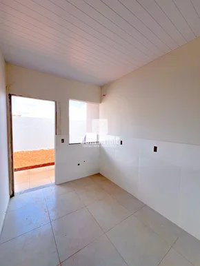 Casa Com 2 Quartos No Terraliz