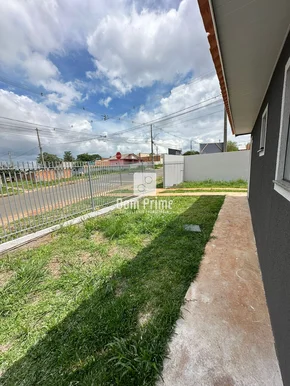 Casa De Esquina Com 2 Quartos No Jardim Amália