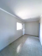 <strong>Casa com 2 quartos com Laje no Dona Marly Uvaranas</strong>