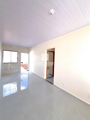 Casa Com 2 Quartos Com Edicula No Terraliz