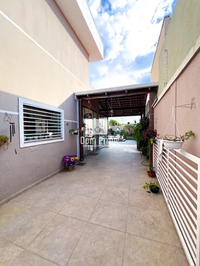 Sobrado Com 3 Quartos 1 Suíte Jardim Carvalho.