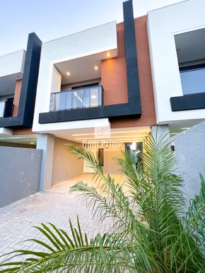 Casa à Venda E Locação Maria Otilia