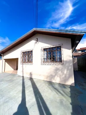 <strong>Casa Contorno</strong>