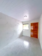 <strong>Casa com 2 quartos no Parque dos Pinheiros</strong>