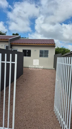 <strong>Casa com 2 quartos na Vila Romana</strong>