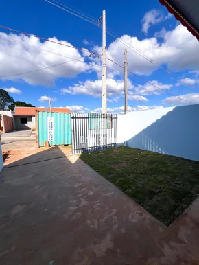 Casa Com 2 Quartos No Bairro Contorno