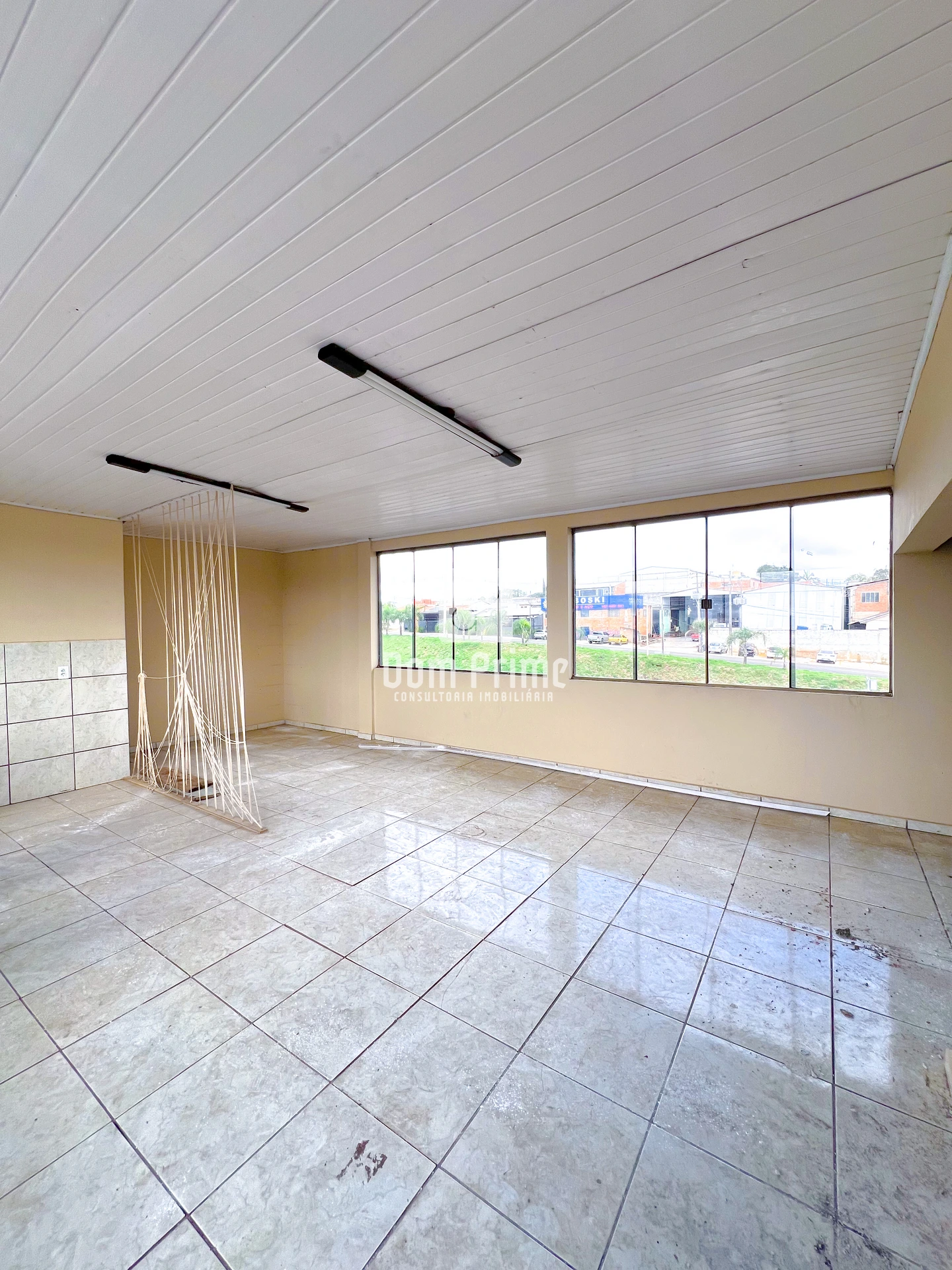 Sala Comercial Ou Residencial