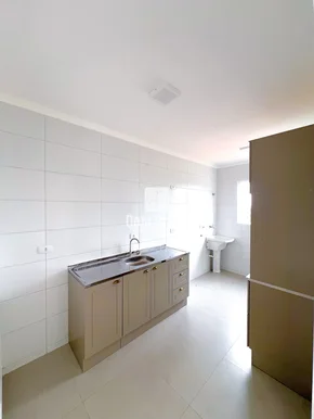 Apartamento Com 3 Quartos Para Locação Em Uvaranas