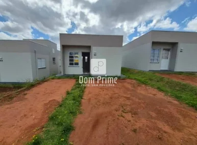 Casa Com 2 Quartos Para Locação No Neves