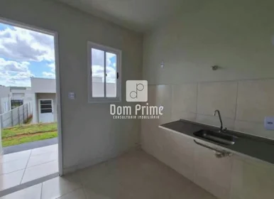 Casa Com 2 Quartos Para Locação No Neves
