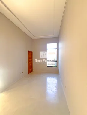 Casa Com 3 Quartos No Campo Bello