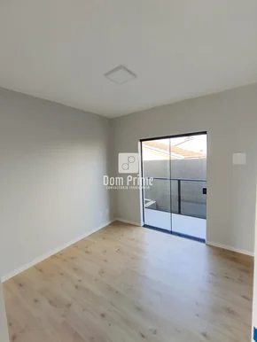 Sobrado Com 2 Quartos Na Palmeirinha