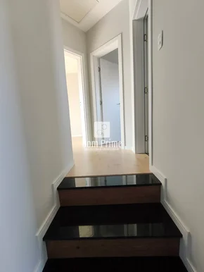 Sobrado Com 2 Quartos Na Palmeirinha