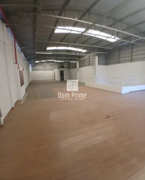 Barracão Comercial Com 700m² Para Locação No Ronda