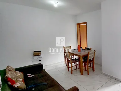 Casa Com 2 Quartos Com Laje Para Locação No Dona Marly