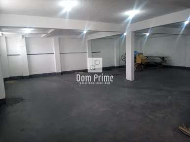 Barracão Com 180m² Para Locação No Bairro Contorno