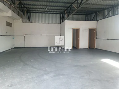 Barracão Com 100m² Para Locação No Contorno