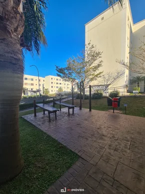 Apartamento No Condomínio Purunã