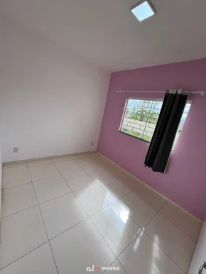 Excelente Casa Semi-mobiliada