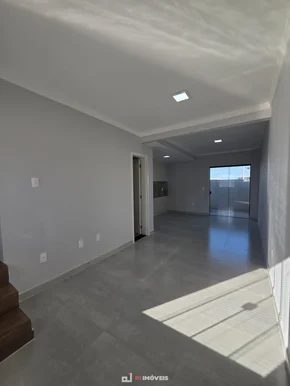 Maravilhoso Sobrado No Conj. Habitacional Nova Ponta Grossa.