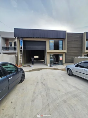 Barracão Para Locação - 270m²
