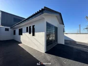 <strong>CASA COM BARRACÃO PARA LOCAÇÃO</strong>