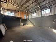 <strong>CASA COM BARRACÃO PARA LOCAÇÃO</strong>