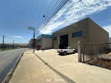 <strong>Excelente barracão - Av monteiro Lobato.</strong>