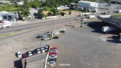 Barracão Para Locação Com Aproximadamente 1.200 M²