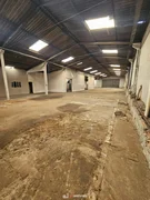 <strong>Barracão para locação com aproximadamente 1.200 m²</strong>