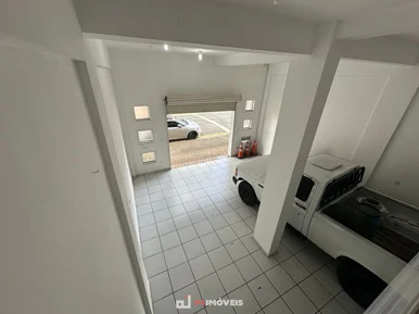 Sala Comercial Na Nova Russia