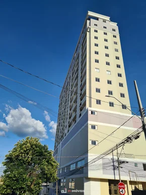 <strong>Excelente apartamento central no EDIFÍCIO AMSTEL.</strong>