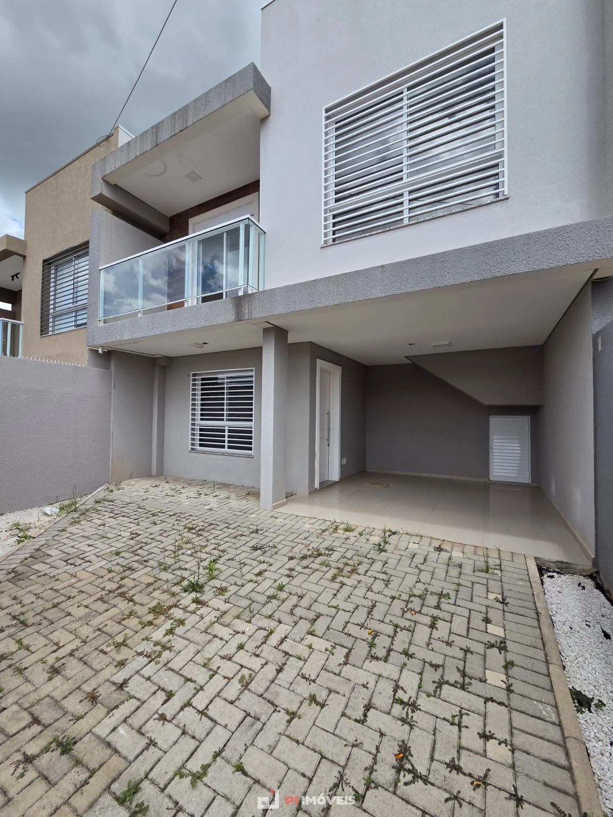 Lindo Sobrado No Bairro Orfãs