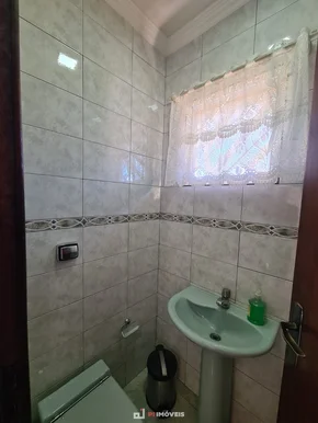 Residencia  Com Potencial Comercial.