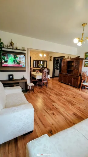 Excelente Residência Com Potencial Comercial Na Ronda