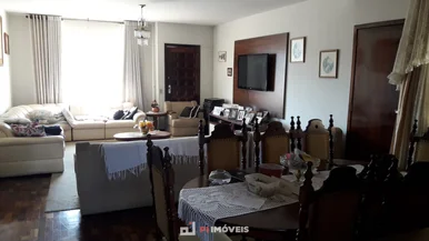 Casa Residencial / Comercial Proximo A Av. Anita Garibaldi.