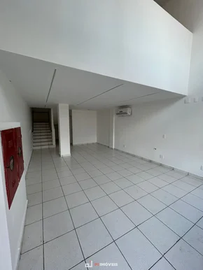 <strong>AMPLA SALA COMERCIAL NO ED FLORATTA</strong>