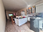 <strong>Casa com 2 quartos sendo 1 suite no Parque dos Pinheiros.</strong>