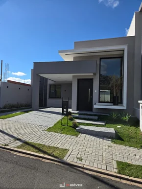 <strong>EXCELENTE CASA NO BOSQUE MISTRAL</strong>
