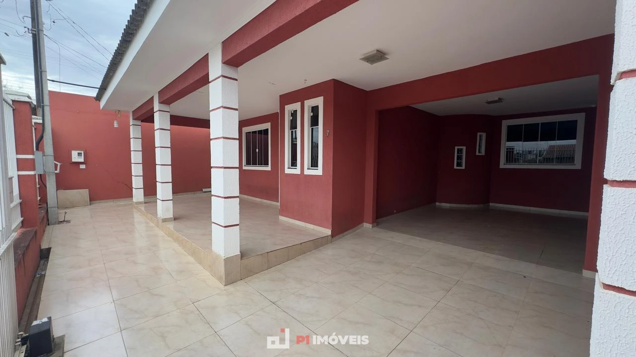Casa No Bairro Contorno