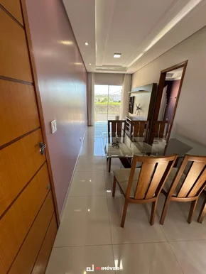 Excelente Apartamento Semi Mobiliado Em Uvaranas.