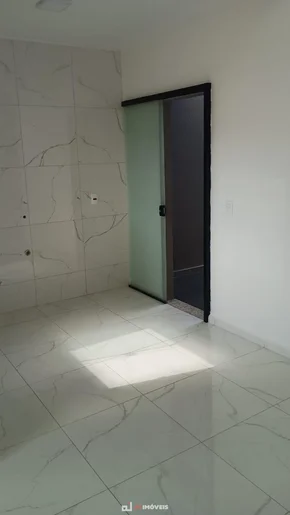 Linda Casa Em Uvaranas