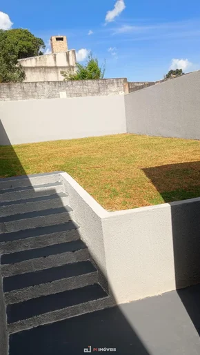 Linda Casa Em Uvaranas