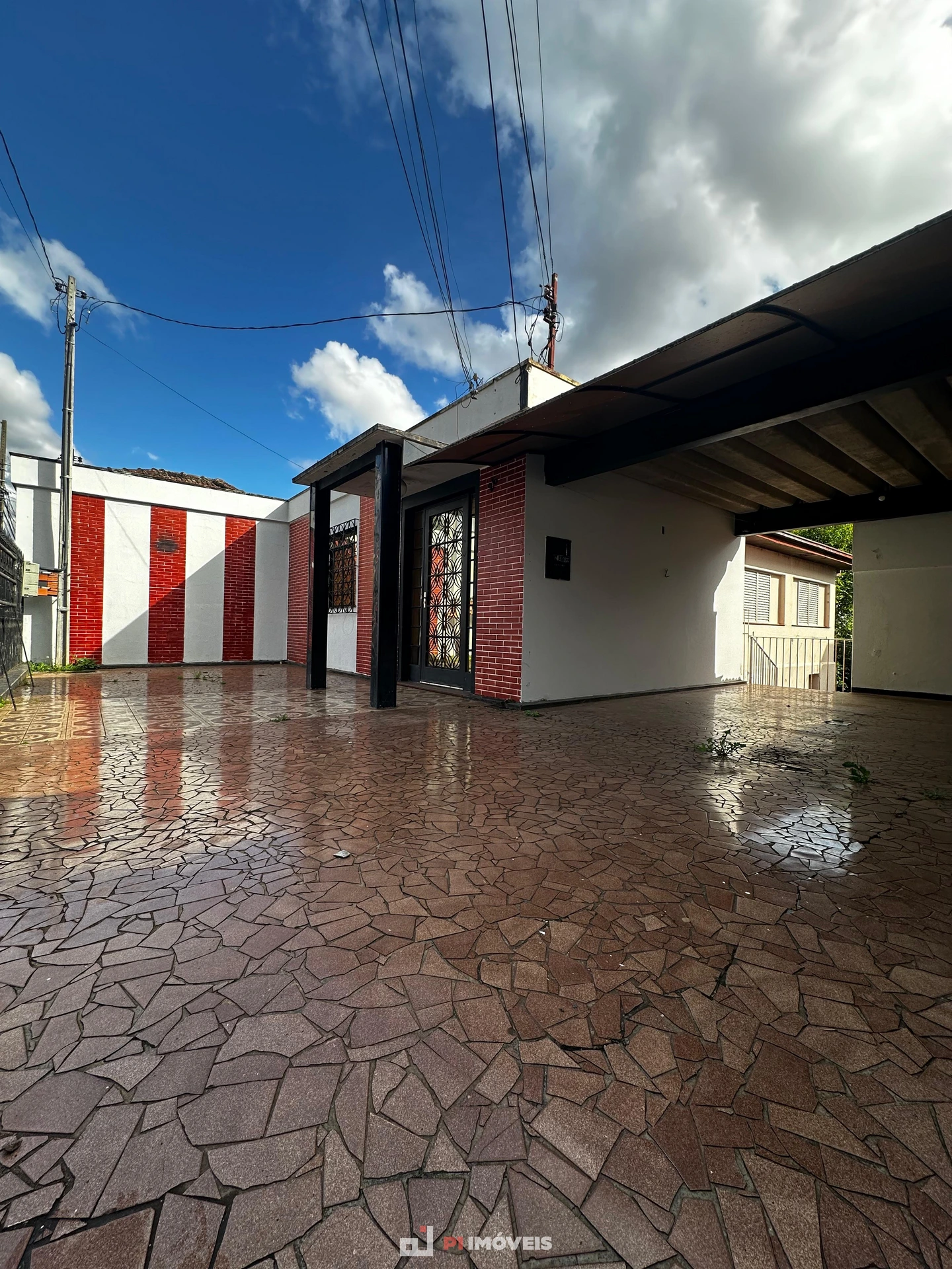 Casa Residêncial / Comercial Para Locação