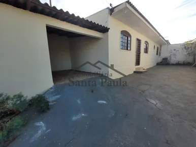 <strong>CASA - MONTE BELO</strong>