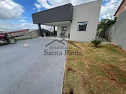 <strong>CASA - MONTE BELO</strong>